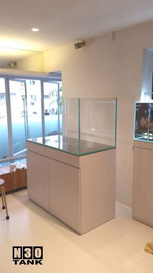 4ft-012 N30 Tank - 4ft Braceless Crystal Tank Set With Cabinet Tank Set. All Crystal Glass (USA) All Sides Including Base