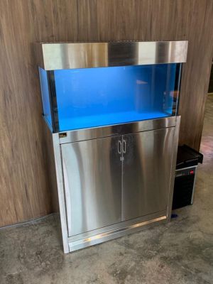 MT-837: Aquarium with Stainless Steel Cabinet. Overflow to sump compartment (inside the cabinet). Fully customised by N30 Tank.
